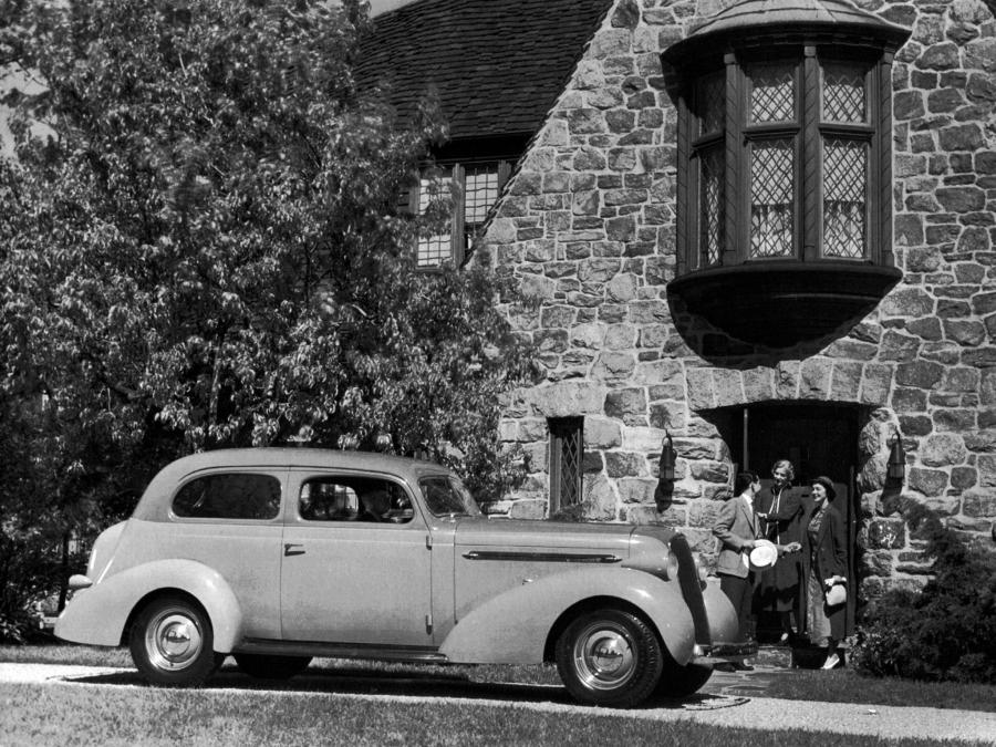  Studebaker President St. Regis Cruising Sedan 1936 года  (фото 1 из 1)